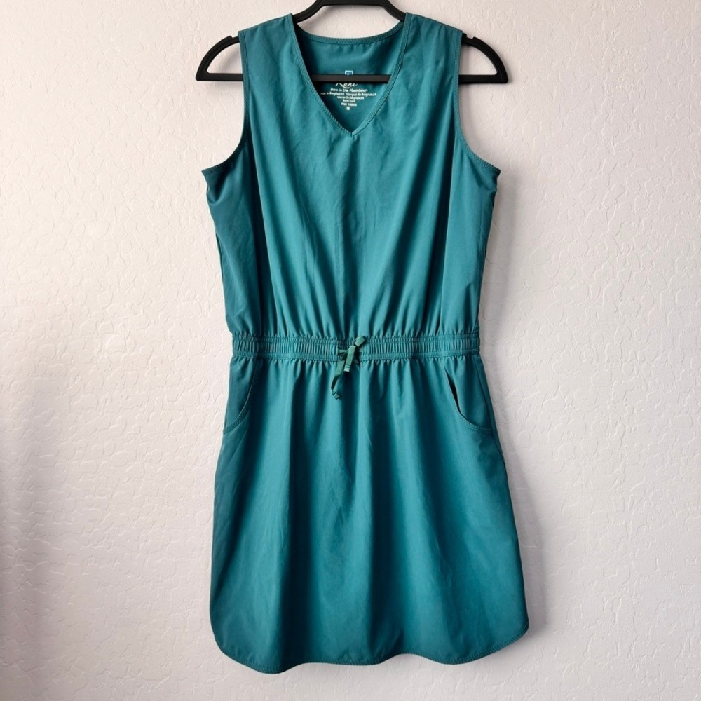 Kuhl Medium Lea Dress Teal Green Sleeveless V-Neck Drawstring Waist Pockets